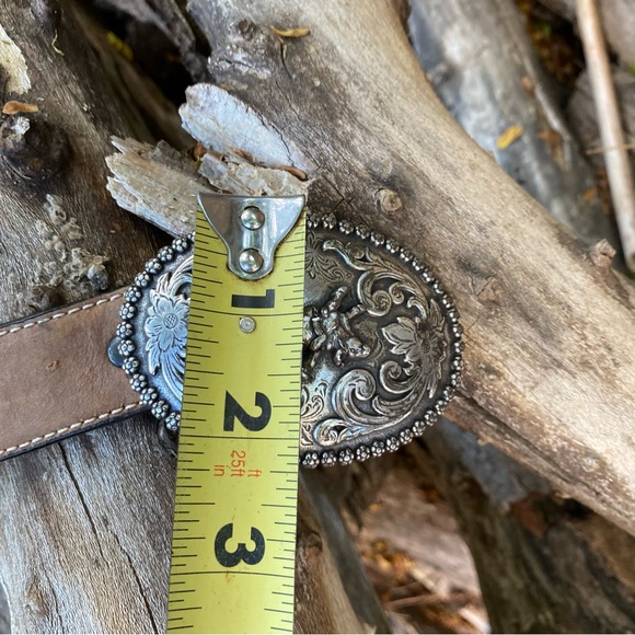 ❤️💖NOCONA BUCKLE & LEATHER BELT GIRLS SIZE 26💖🛑♥️ - Picture 7 of 9